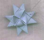 Free Craft Instructions - How to Make a German Paper Star (Froebel Star)  Page 2